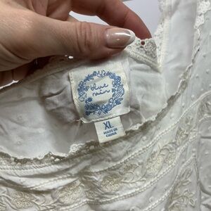 Blue Rain Ivory Lace Blouse